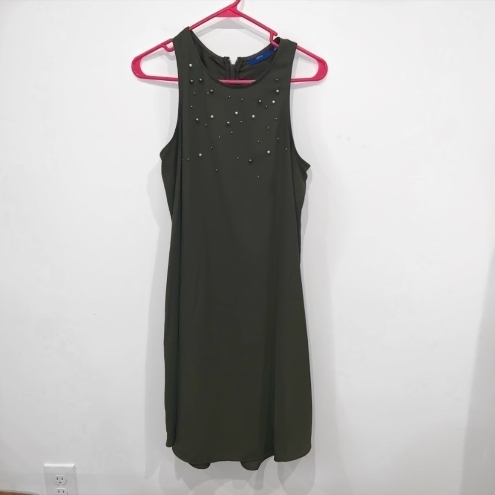 Women’s dress
